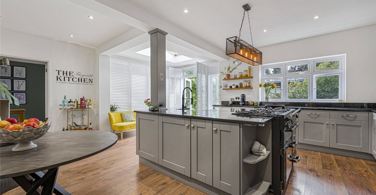 4 bedroom house for sale in Welling | Robinson Jackson