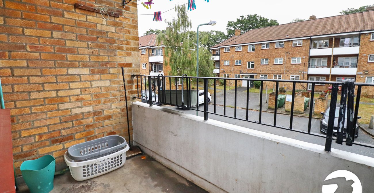 3 bedroom property for sale in Abbey Wood | Robinson Jackson