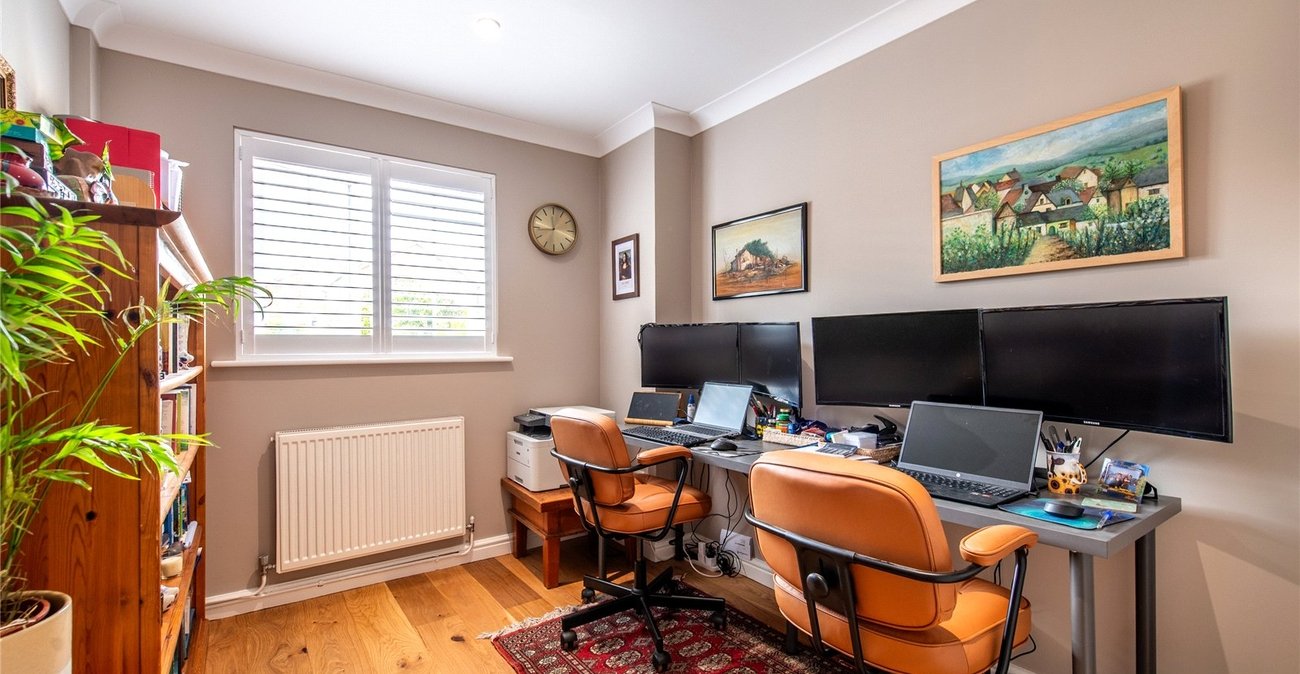 4 bedroom bungalow for sale in Lordswood | Robinson Michael & Jackson