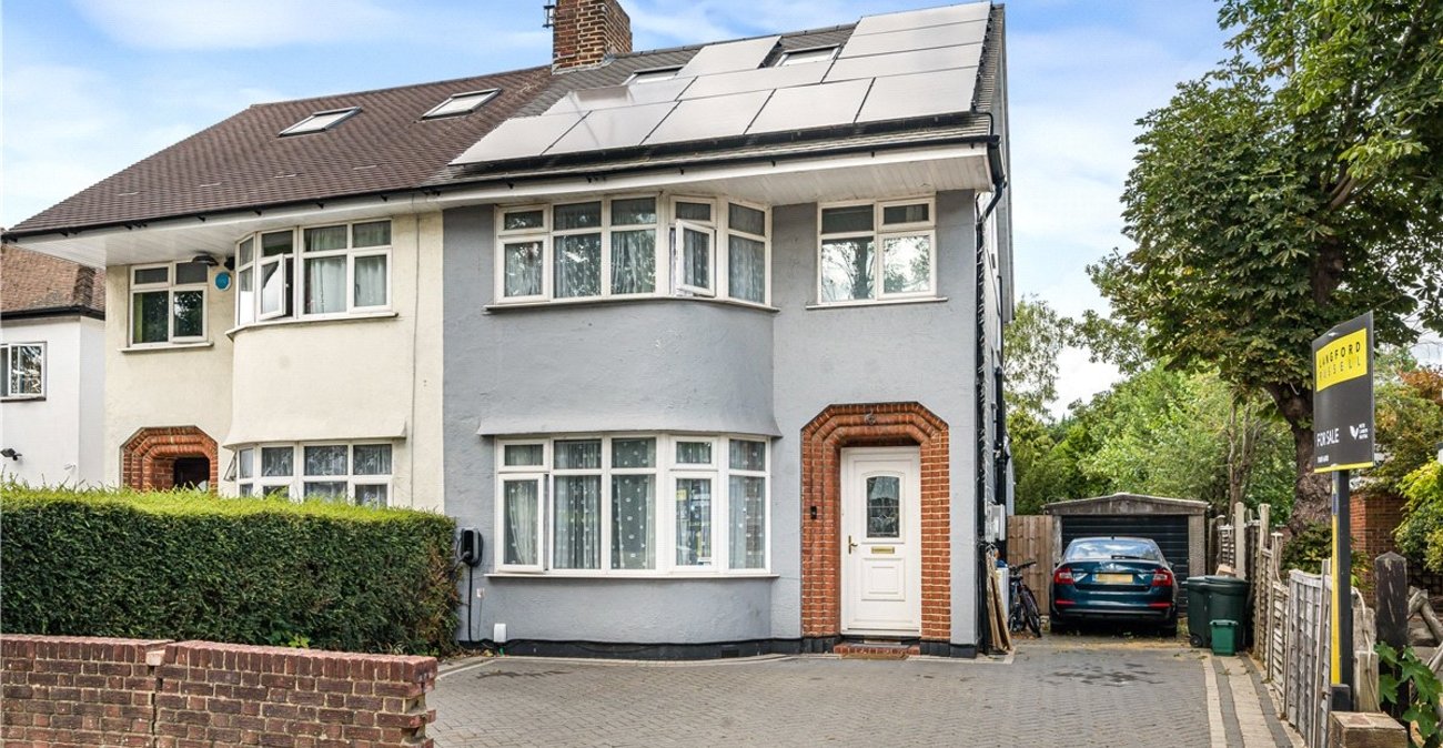 4 bedroom house for sale in Orpington | Robinson Jackson