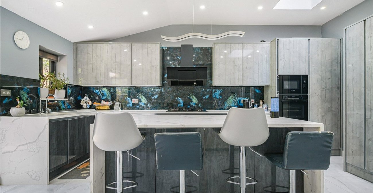 4 bedroom house for sale in Orpington | Robinson Jackson
