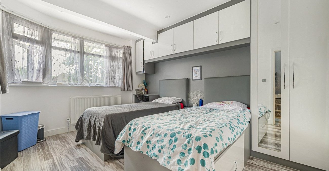 4 bedroom house for sale in Orpington | Robinson Jackson
