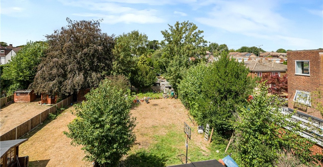 4 bedroom house for sale in Orpington | Robinson Jackson