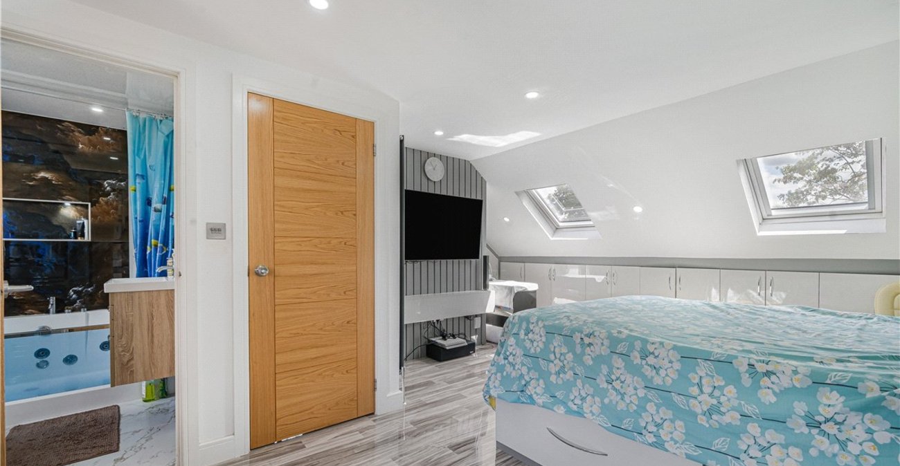 4 bedroom house for sale in Orpington | Robinson Jackson