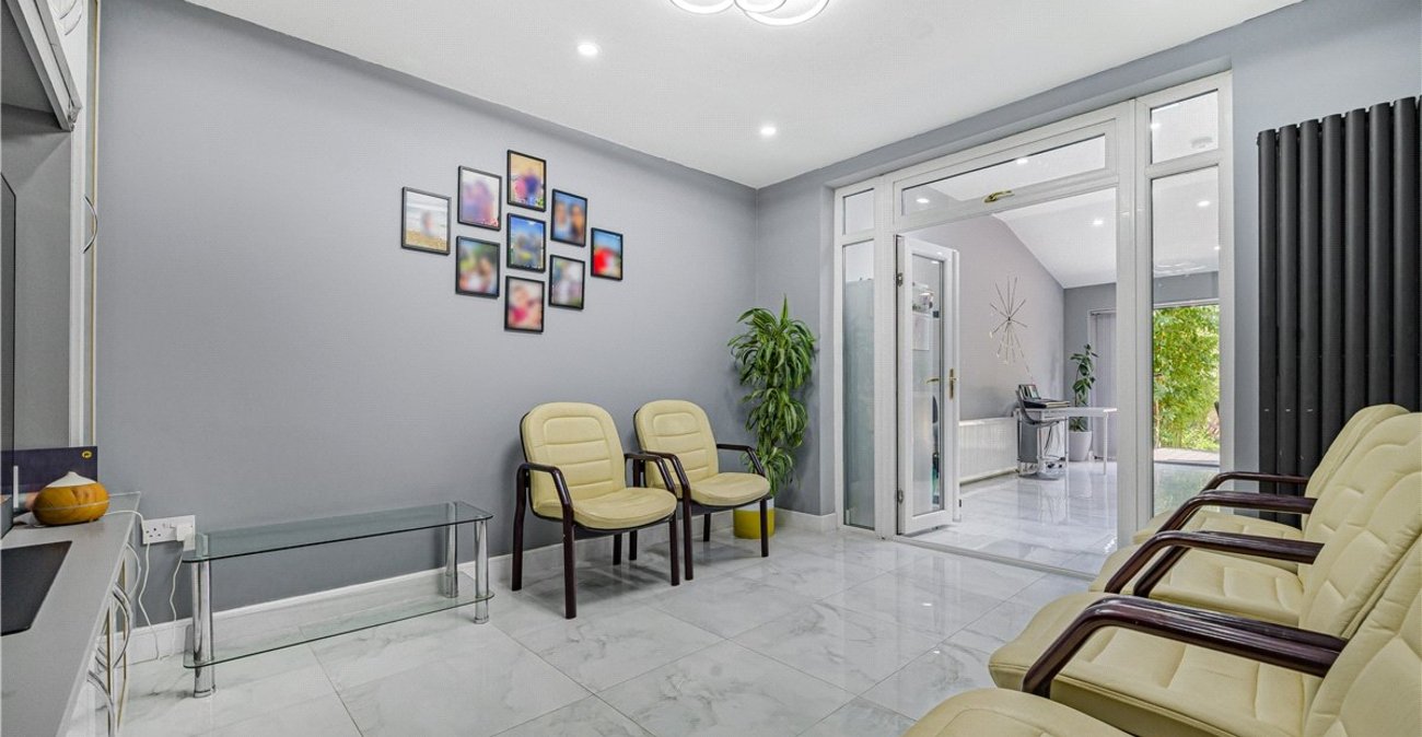 4 bedroom house for sale in Orpington | Robinson Jackson