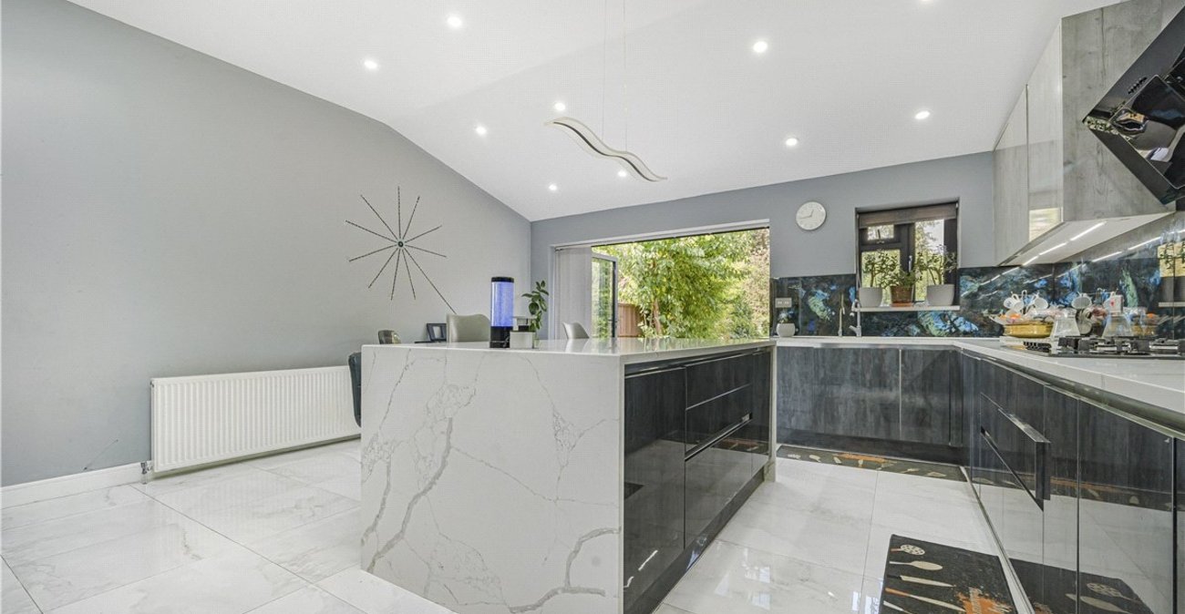 4 bedroom house for sale in Orpington | Robinson Jackson