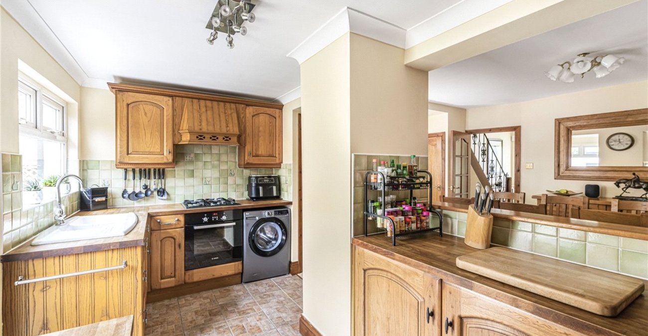 2 bedroom house for sale in St Pauls Cray | Robinson Jackson