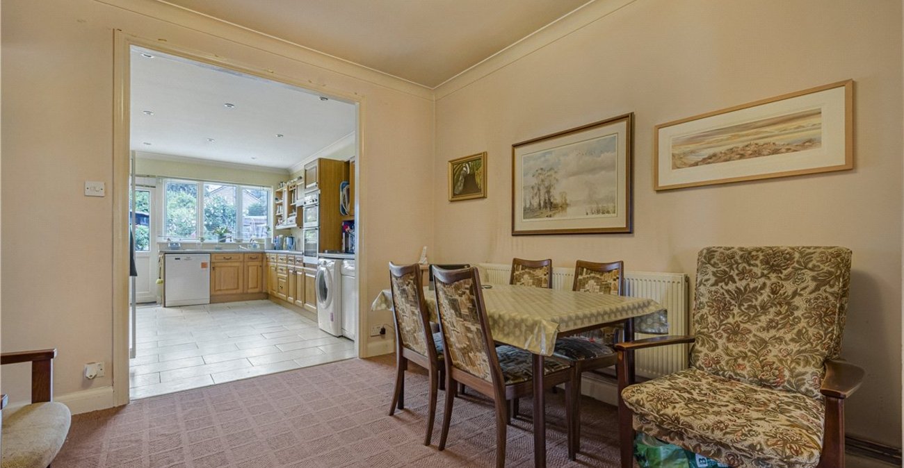 4 bedroom bungalow for sale in St Pauls Cray | Robinson Jackson