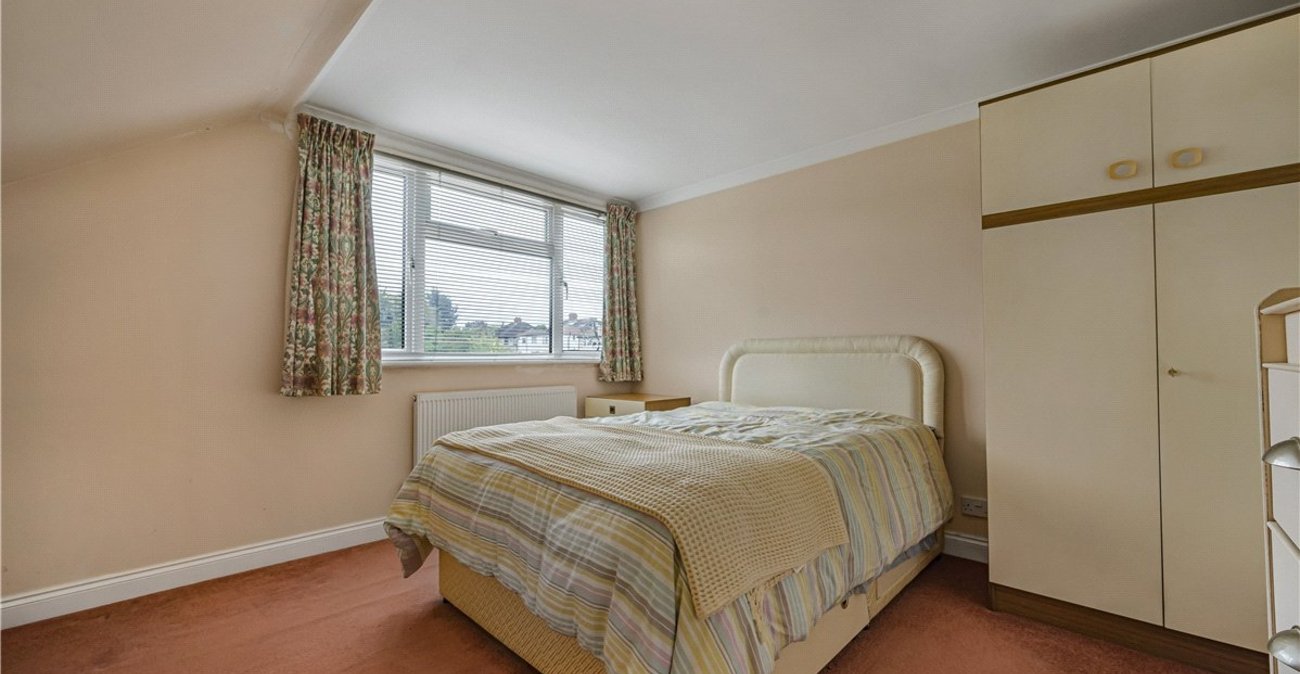 4 bedroom bungalow for sale in St Pauls Cray | Robinson Jackson
