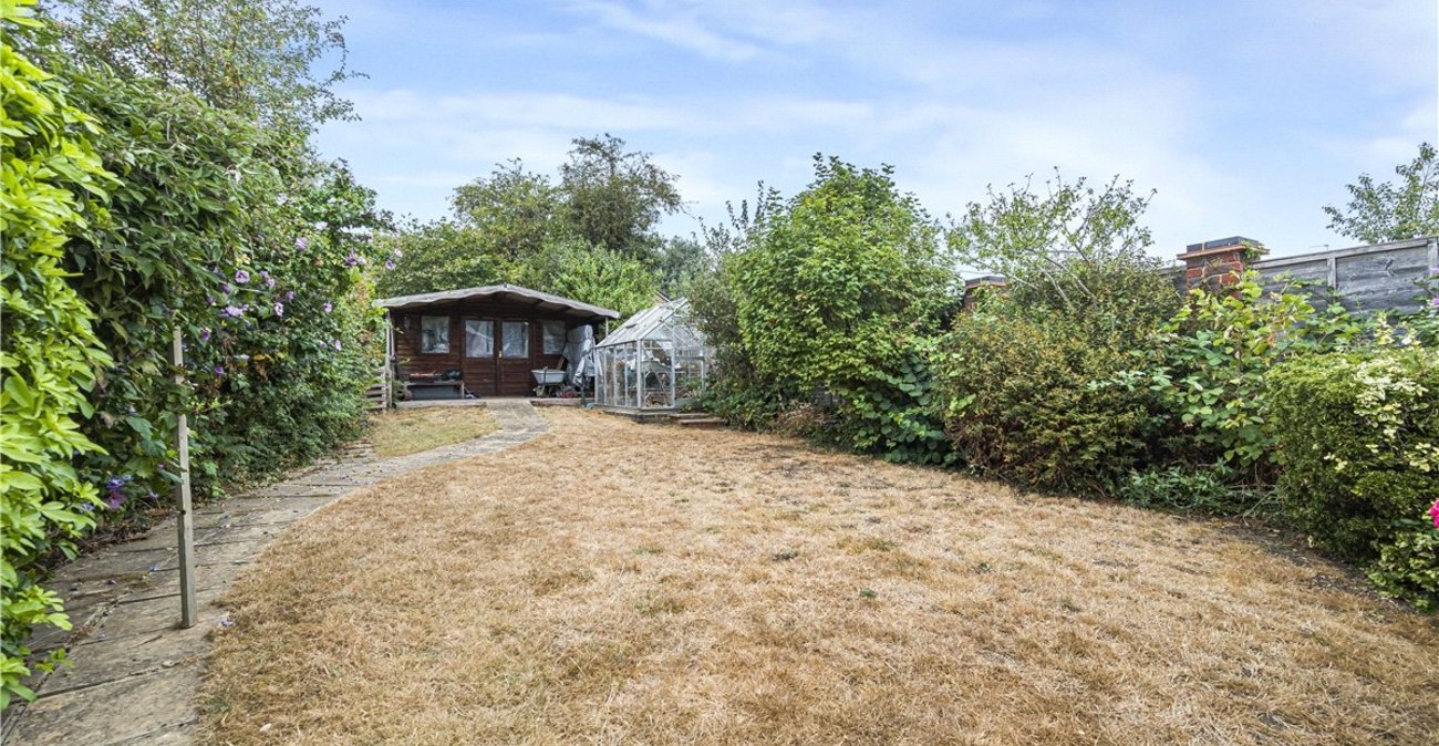 4 bedroom bungalow for sale in St Pauls Cray | Robinson Jackson