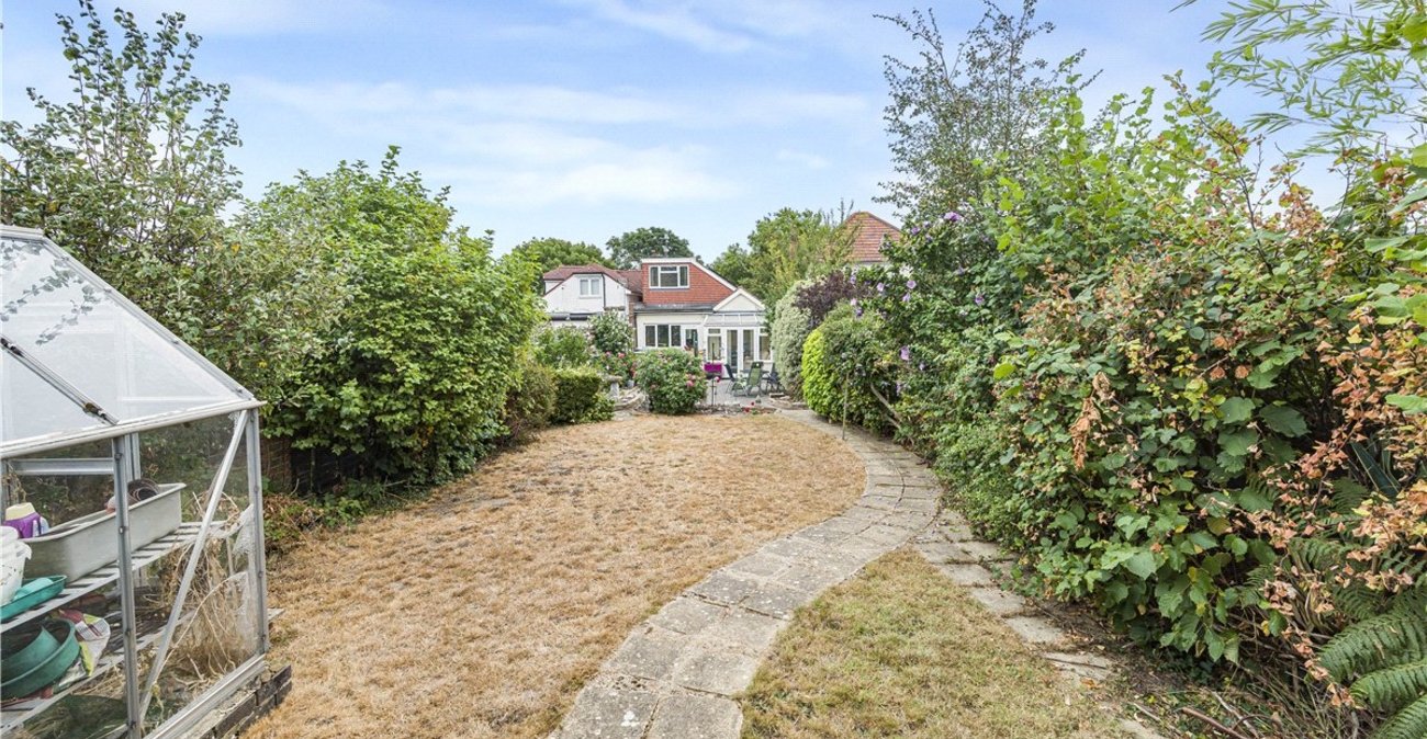 4 bedroom bungalow for sale in St Pauls Cray | Robinson Jackson