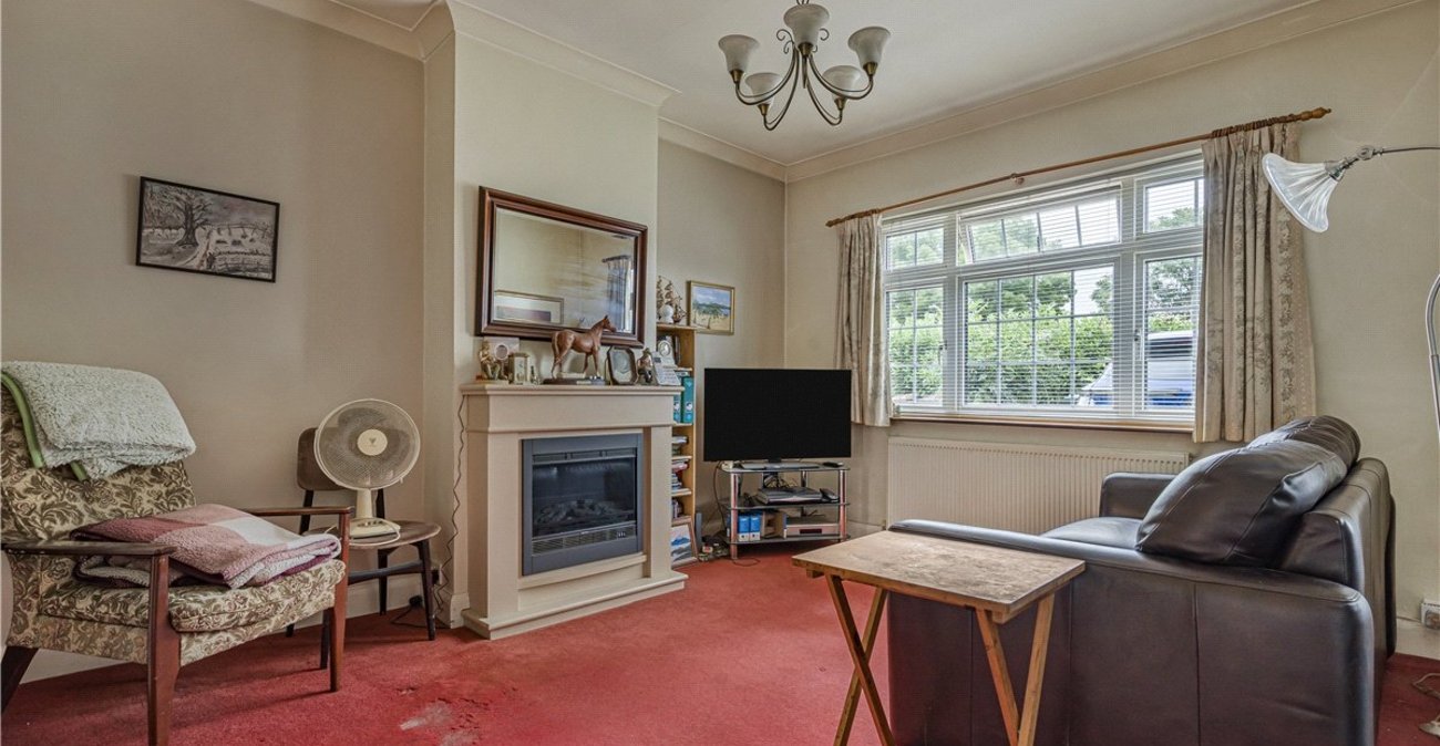 4 bedroom bungalow for sale in St Pauls Cray | Robinson Jackson