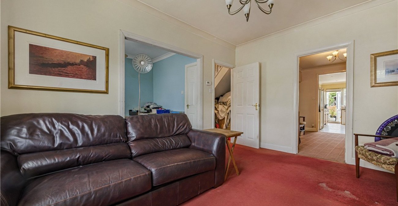 4 bedroom bungalow for sale in St Pauls Cray | Robinson Jackson