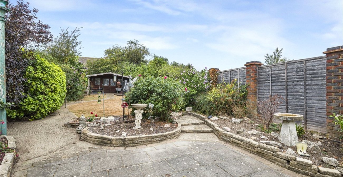 4 bedroom bungalow for sale in St Pauls Cray | Robinson Jackson