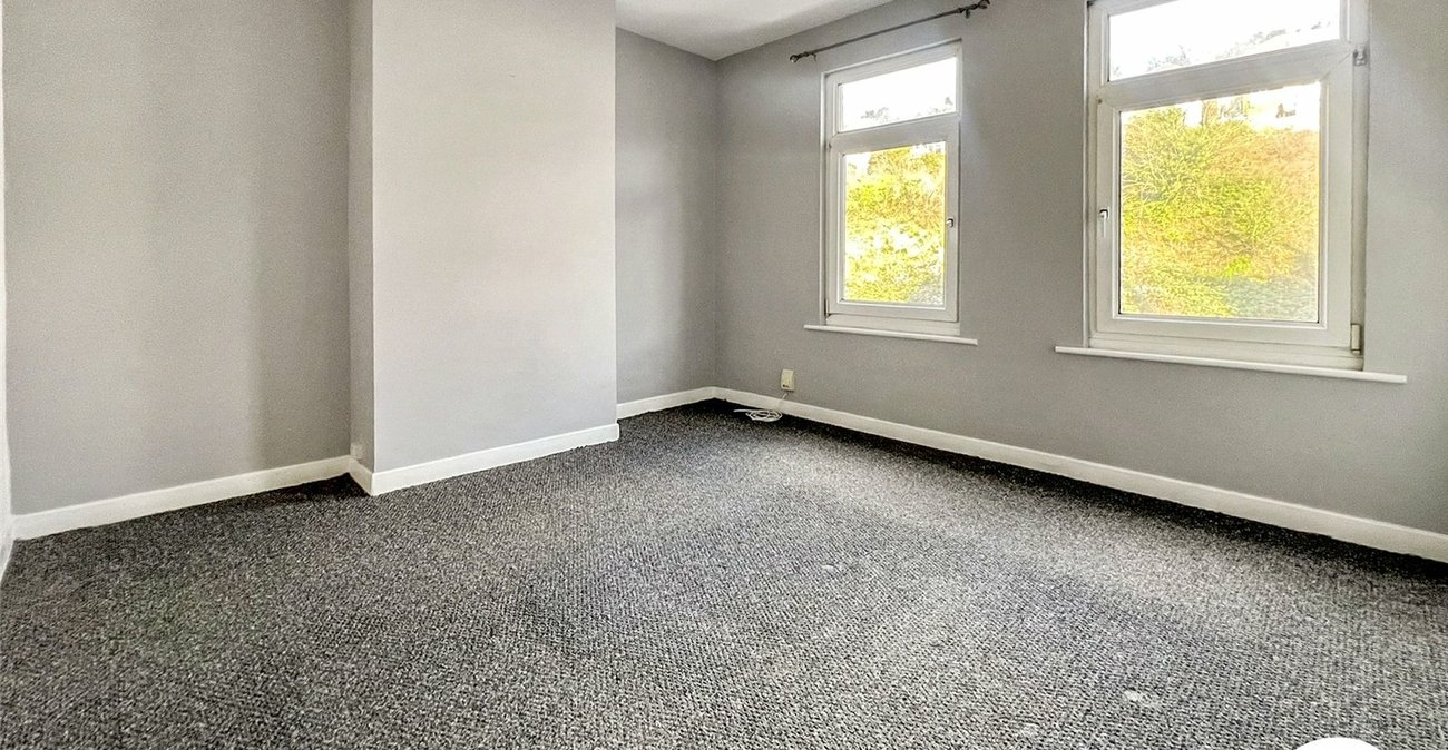 2 bedroom house for sale in Chatham | Robinson Michael & Jackson