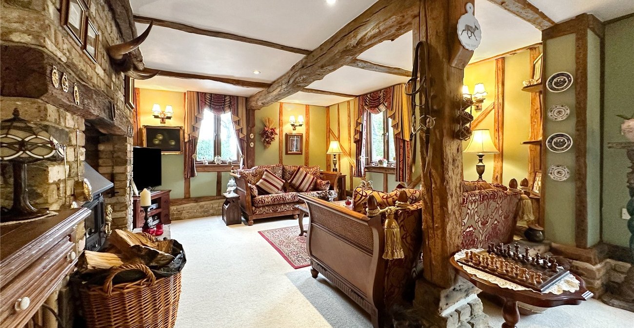 4 bedroom property for sale in Rainham | Robinson Michael & Jackson