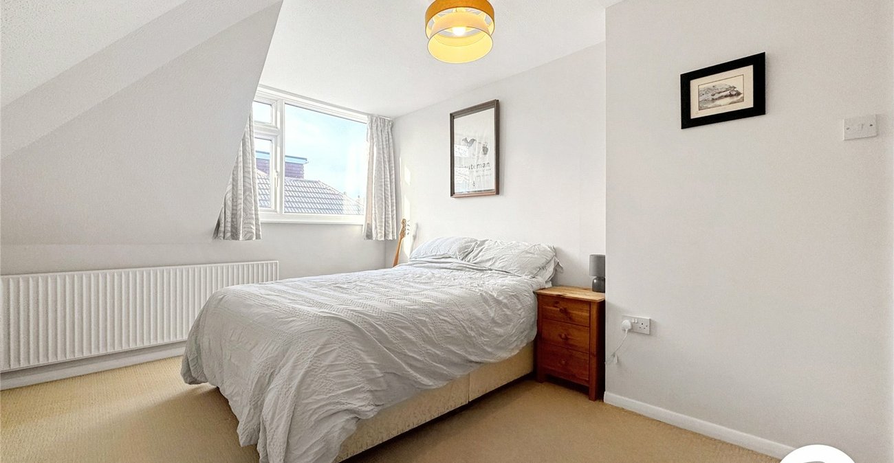 3 bedroom bungalow for sale in Maidstone | Robinson Michael & Jackson