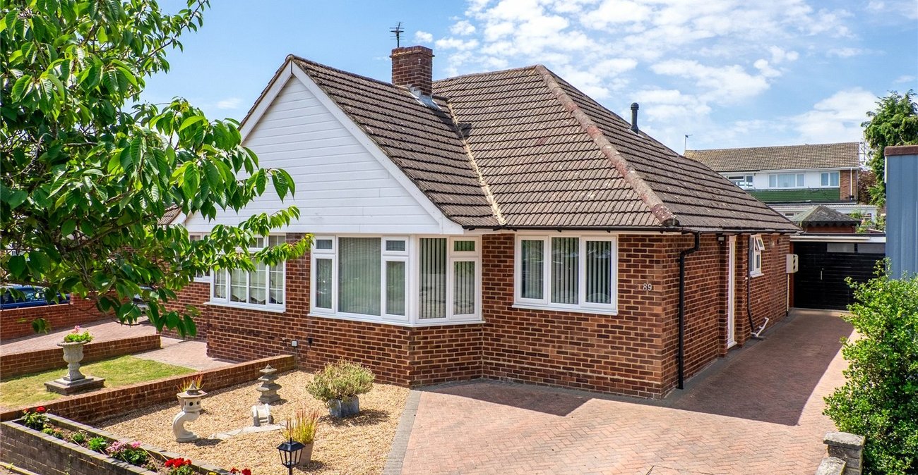 3 bedroom bungalow for sale in Maidstone | Robinson Michael & Jackson
