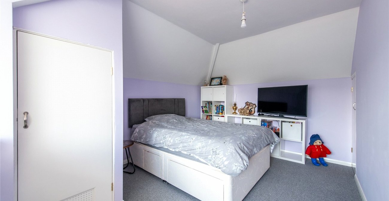 3 bedroom bungalow for sale in Maidstone | Robinson Michael & Jackson