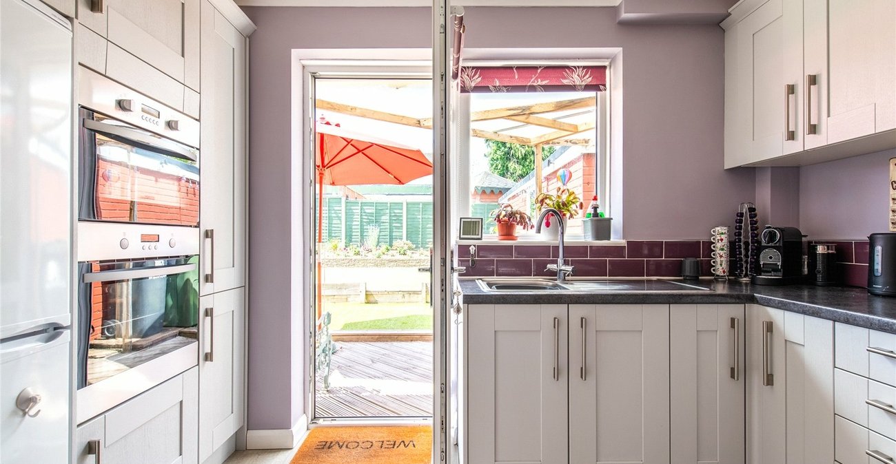 3 bedroom bungalow for sale in Maidstone | Robinson Michael & Jackson