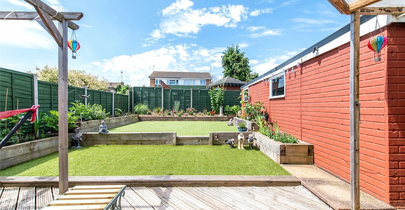 3 bedroom bungalow for sale in Maidstone | Robinson Michael & Jackson