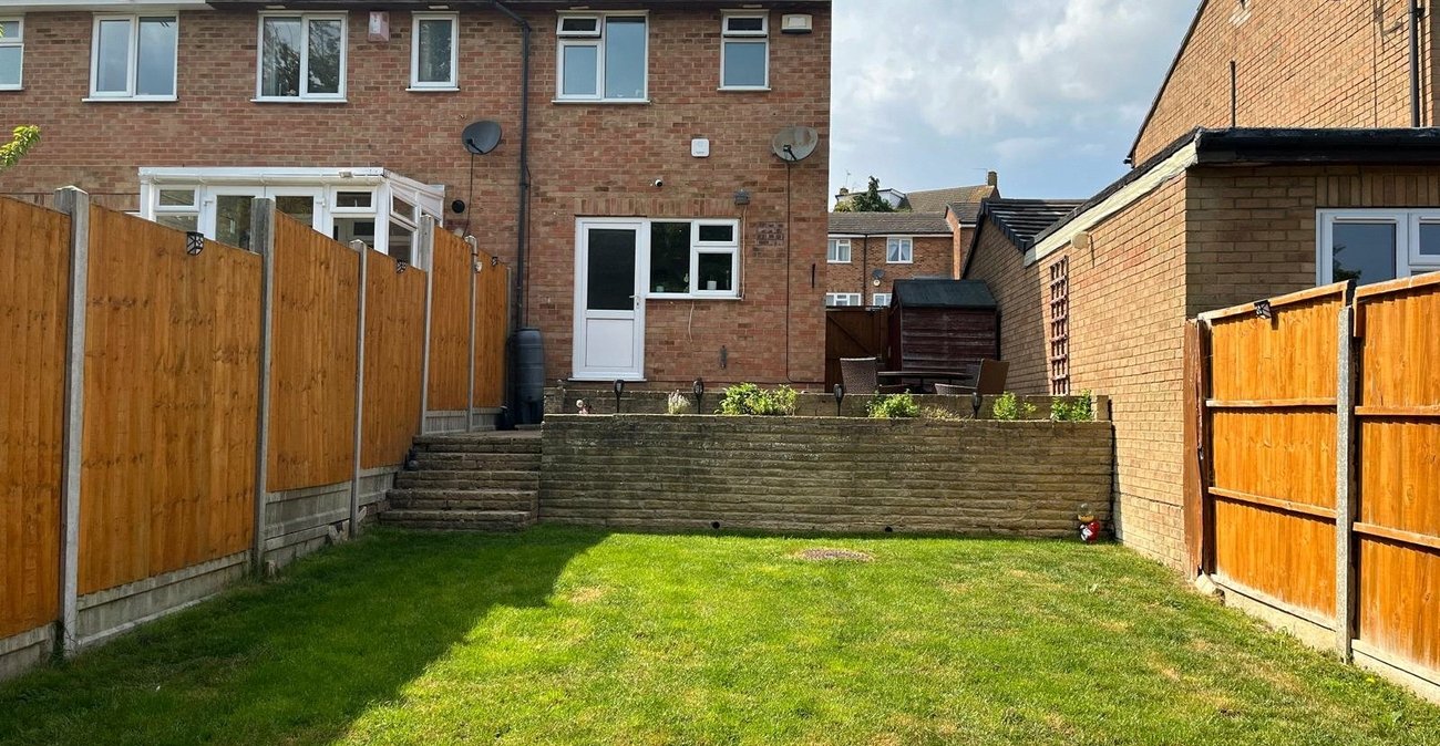 2 bedroom house for sale in Chatham | Robinson Michael & Jackson