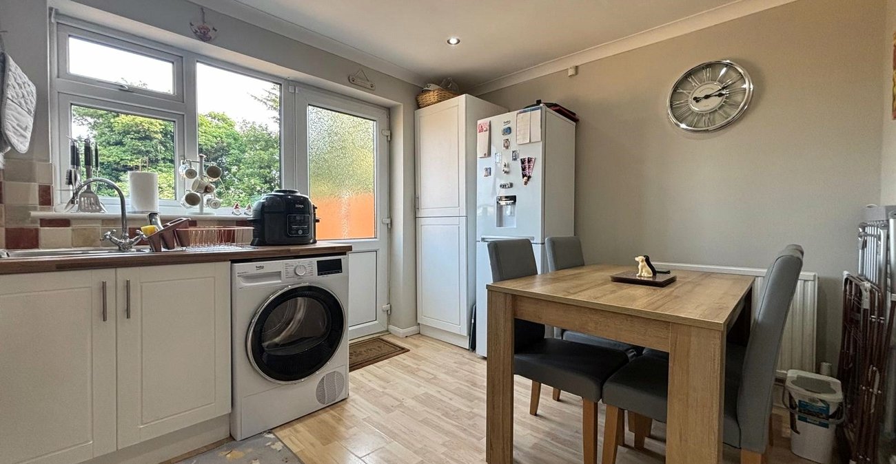 2 bedroom house for sale in Chatham | Robinson Michael & Jackson