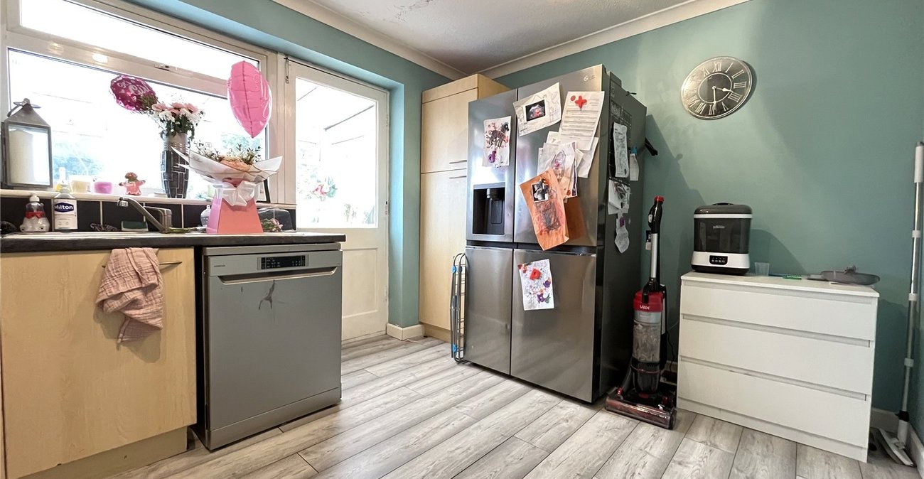 2 bedroom house for sale in Walderslade | Robinson Michael & Jackson