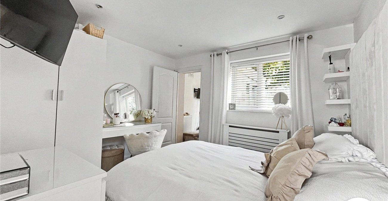 3 bedroom house for sale in Walderslade | Robinson Michael & Jackson