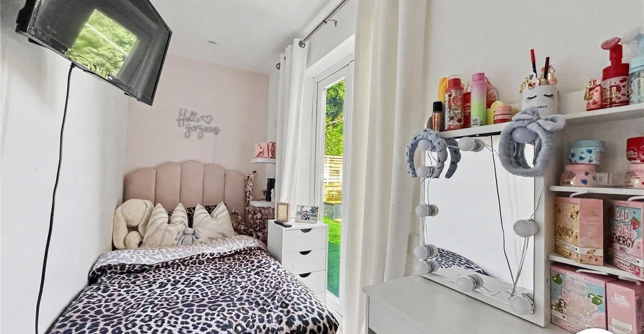 3 bedroom house for sale in Walderslade | Robinson Michael & Jackson