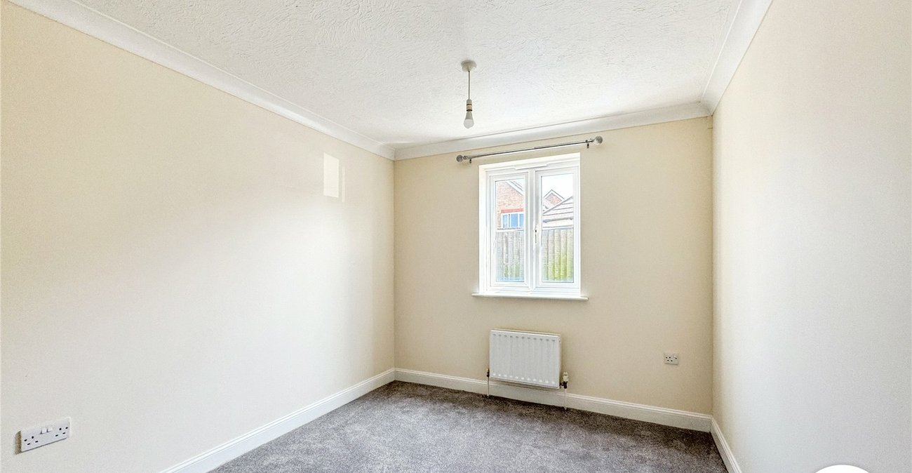 2 bedroom property for sale in Iwade | Robinson Michael & Jackson