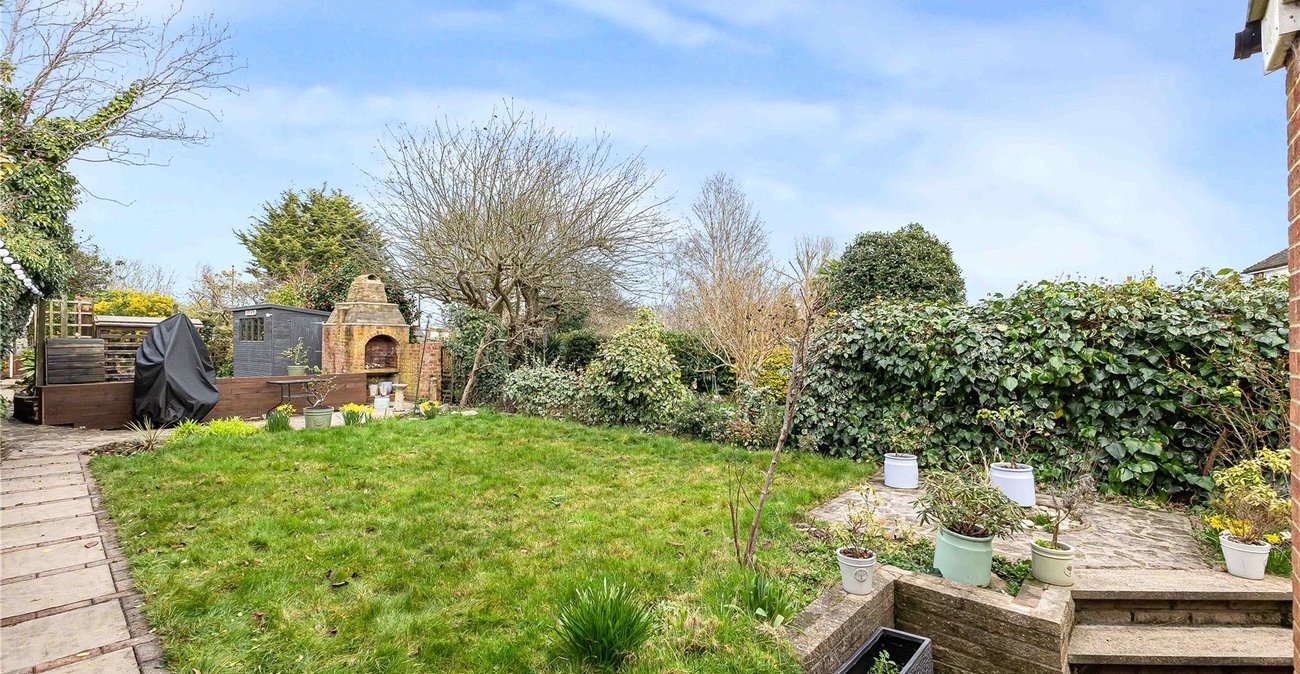 3 bedroom house for sale in Strood | Robinson Michael & Jackson