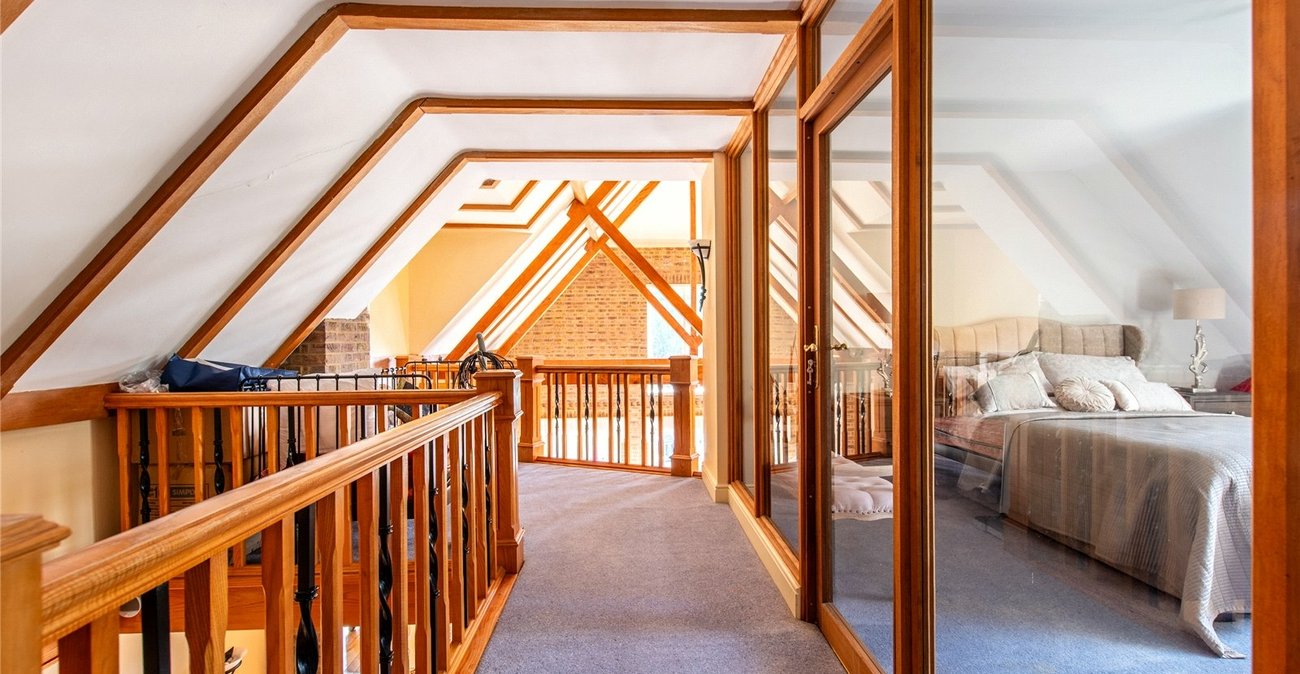 6 bedroom house for sale in High Halstow | Robinson Michael & Jackson