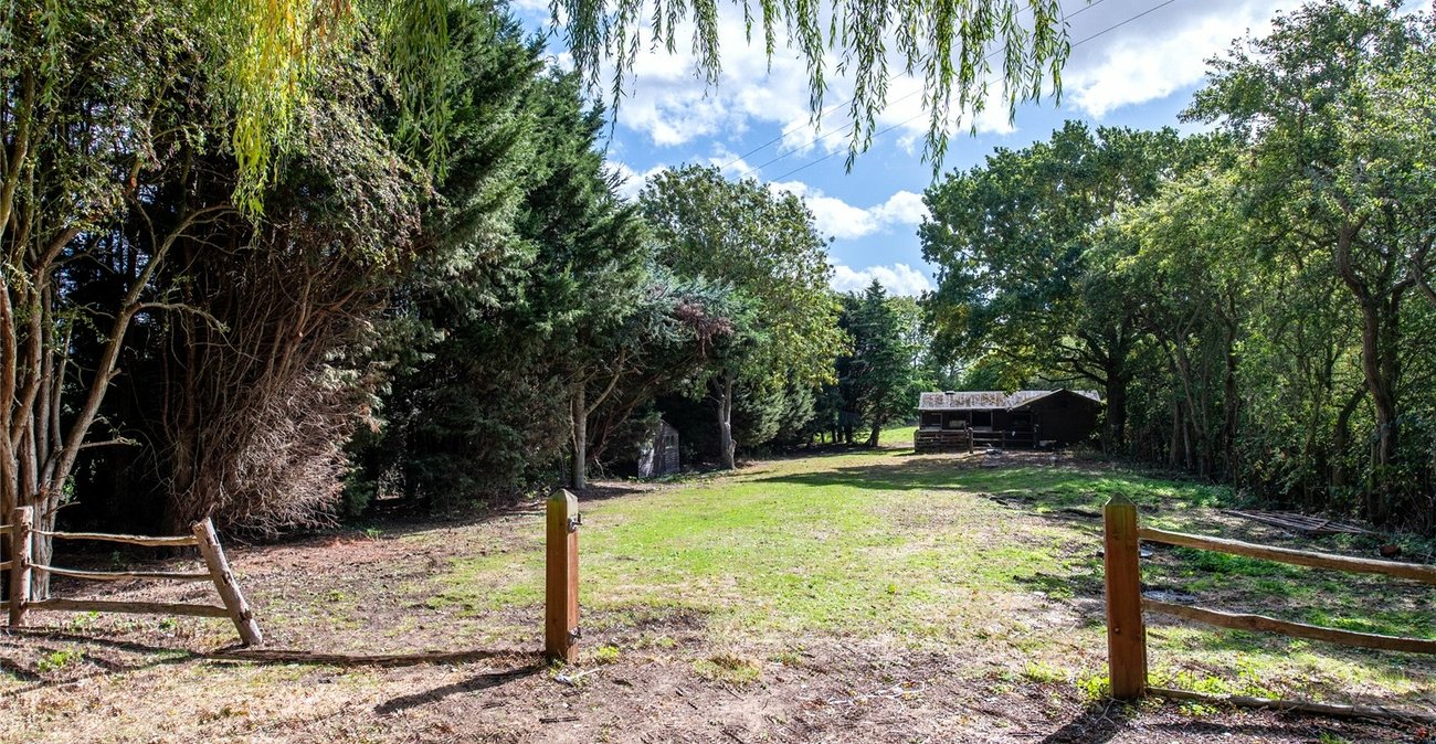 6 bedroom house for sale in High Halstow | Robinson Michael & Jackson