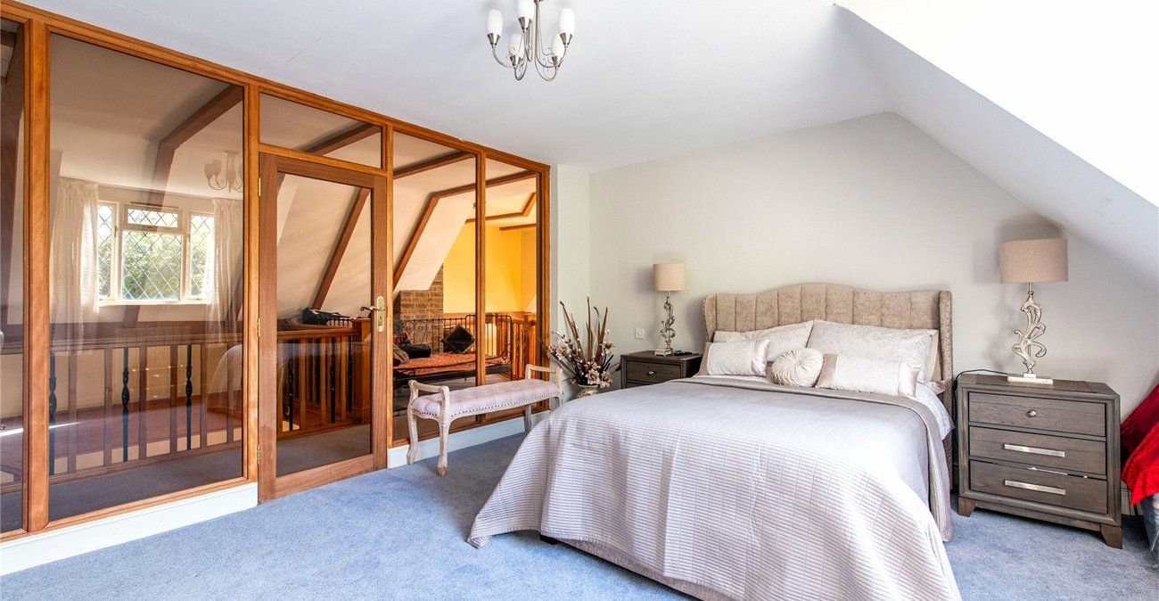 6 bedroom house for sale in High Halstow | Robinson Michael & Jackson