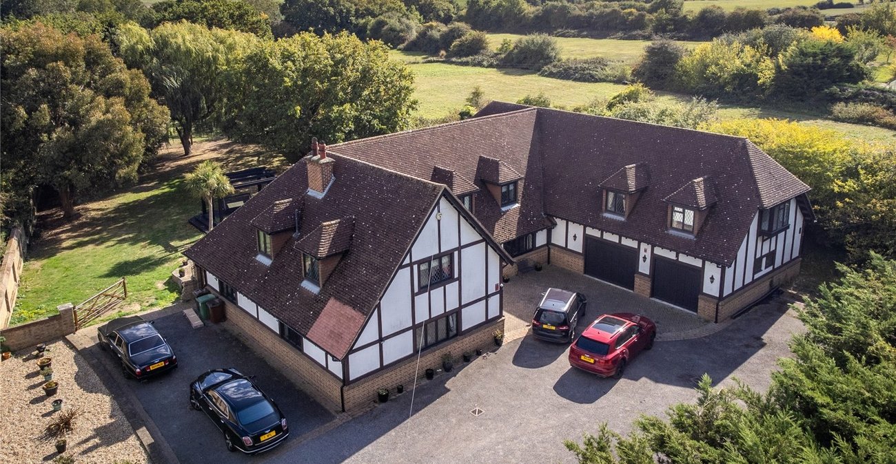 6 bedroom house for sale in High Halstow | Robinson Michael & Jackson