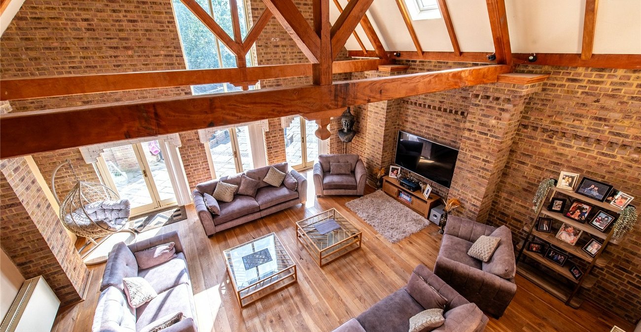 6 bedroom house for sale in High Halstow | Robinson Michael & Jackson