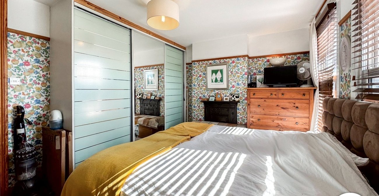 2 bedroom house for sale in Maidstone | Robinson Michael & Jackson