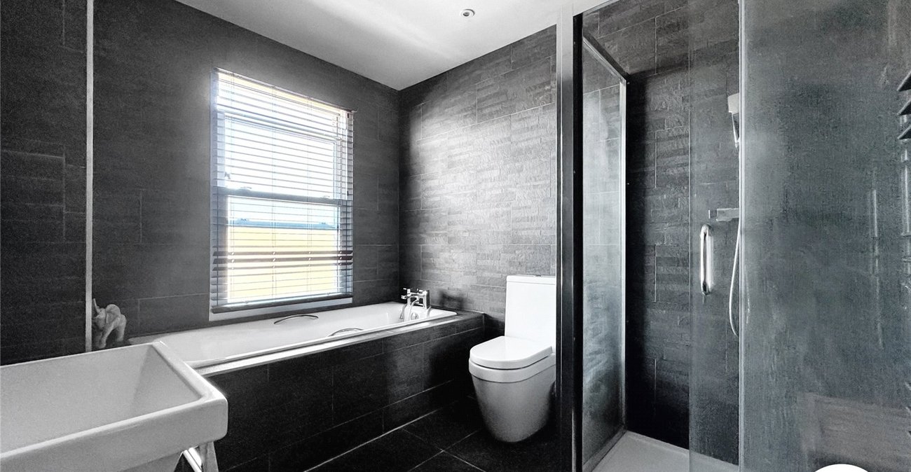 2 bedroom house for sale in Maidstone | Robinson Michael & Jackson