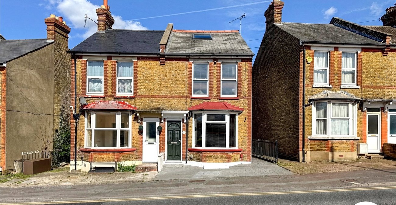 2 bedroom house for sale in Maidstone | Robinson Michael & Jackson