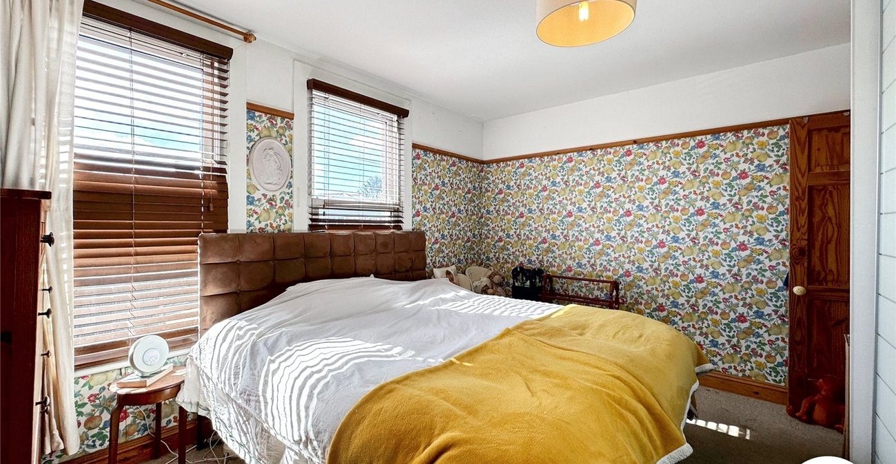 2 bedroom house for sale in Maidstone | Robinson Michael & Jackson