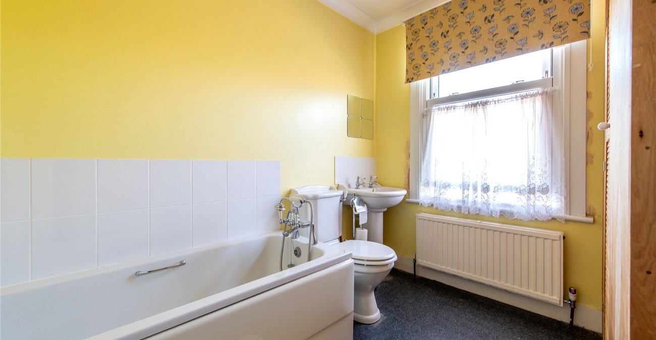 3 bedroom house for sale in Maidstone | Robinson Michael & Jackson