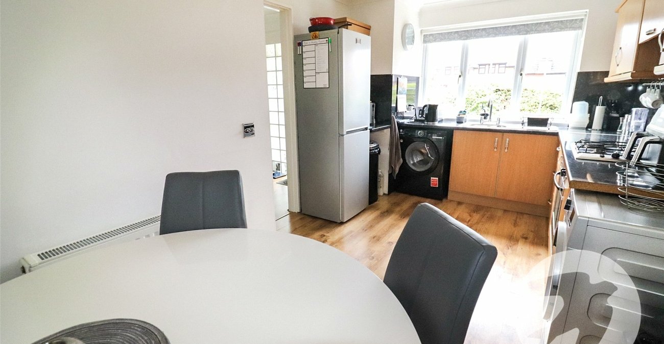 3 bedroom house for sale in Crayford | Robinson Jackson