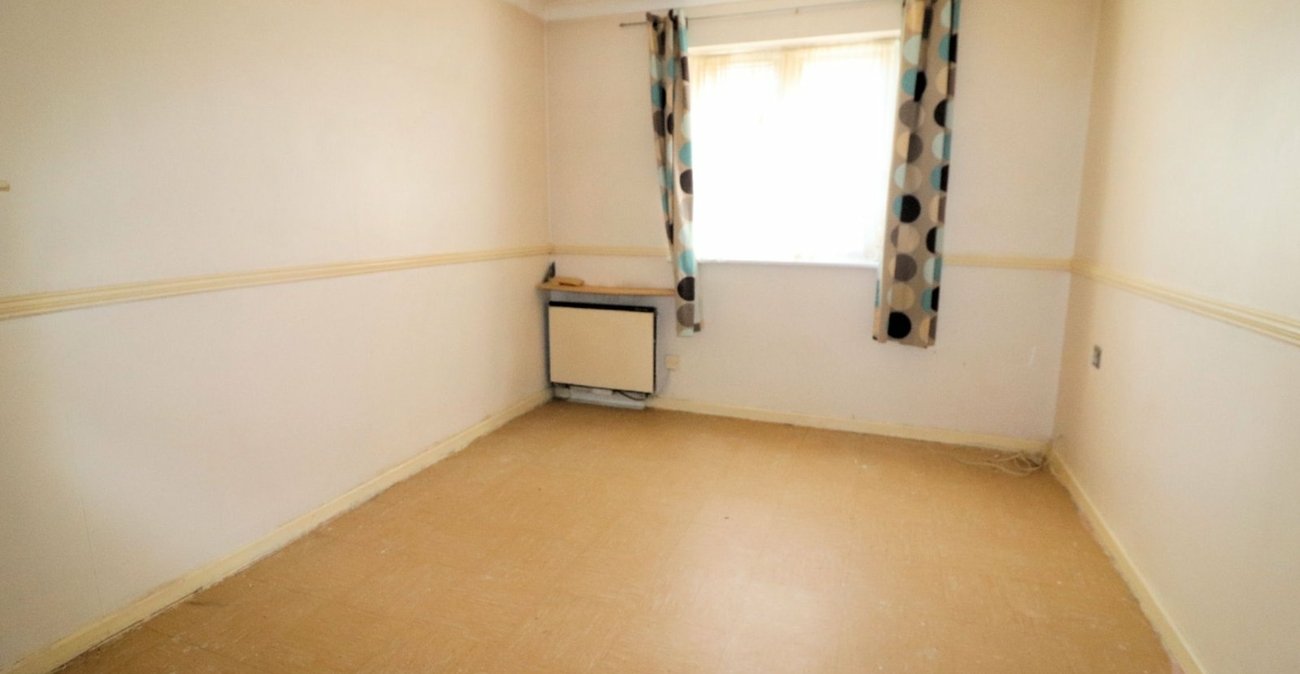 1 bedroom property for sale in Crayford | Robinson Jackson