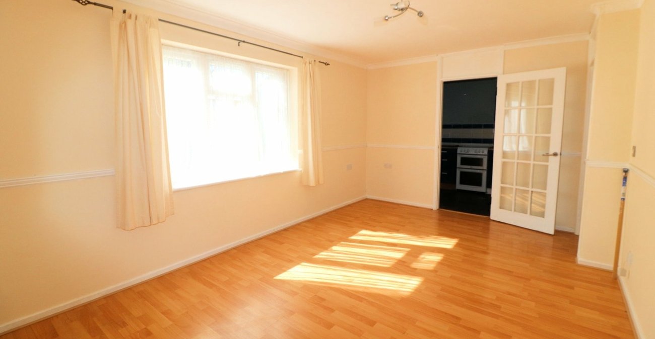 1 bedroom property for sale in Crayford | Robinson Jackson