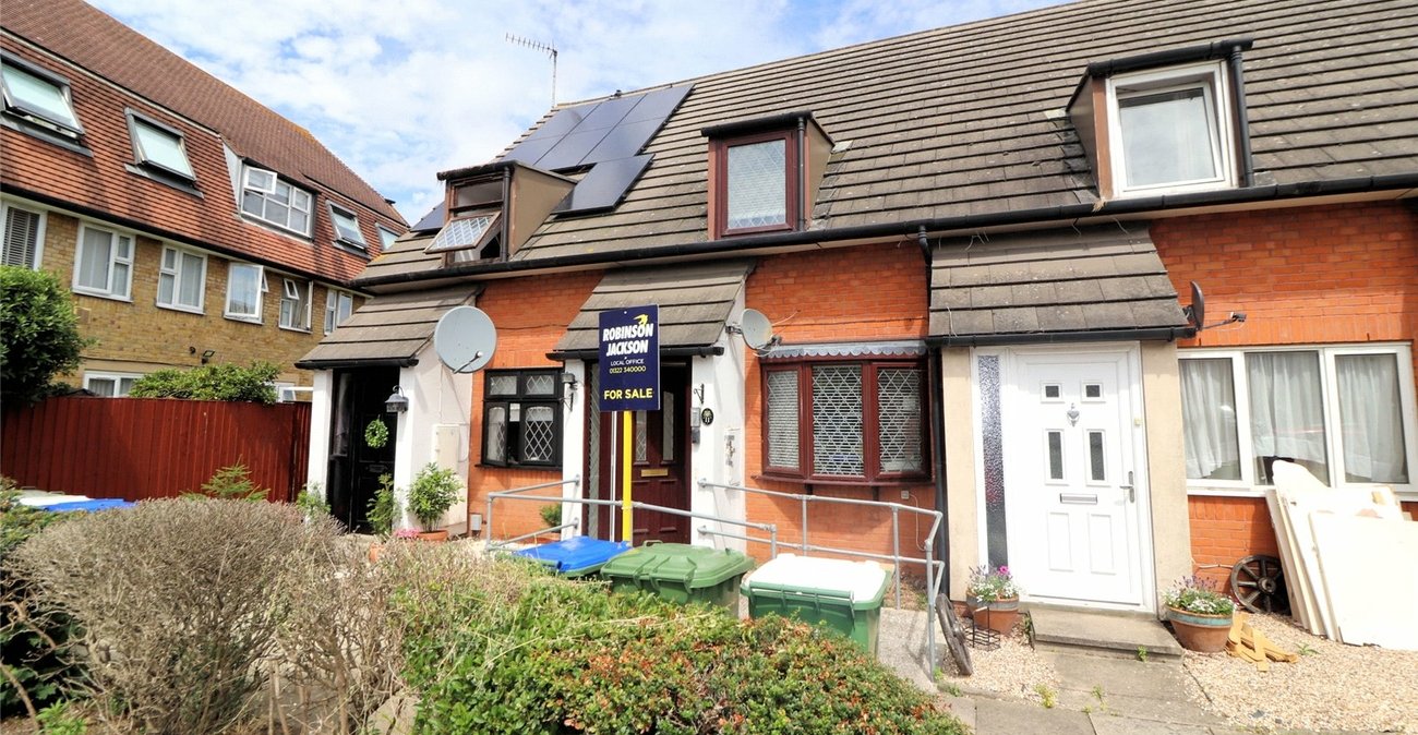 2 bedroom house for sale in Crayford | Robinson Jackson