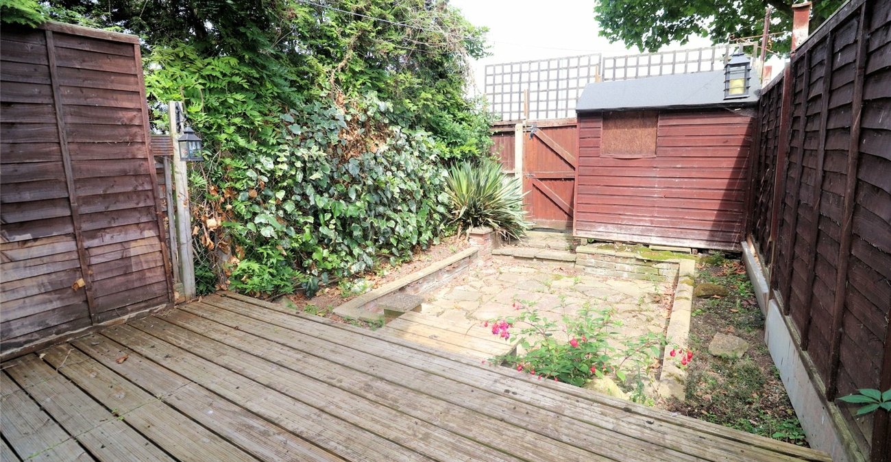 2 bedroom house for sale in Crayford | Robinson Jackson