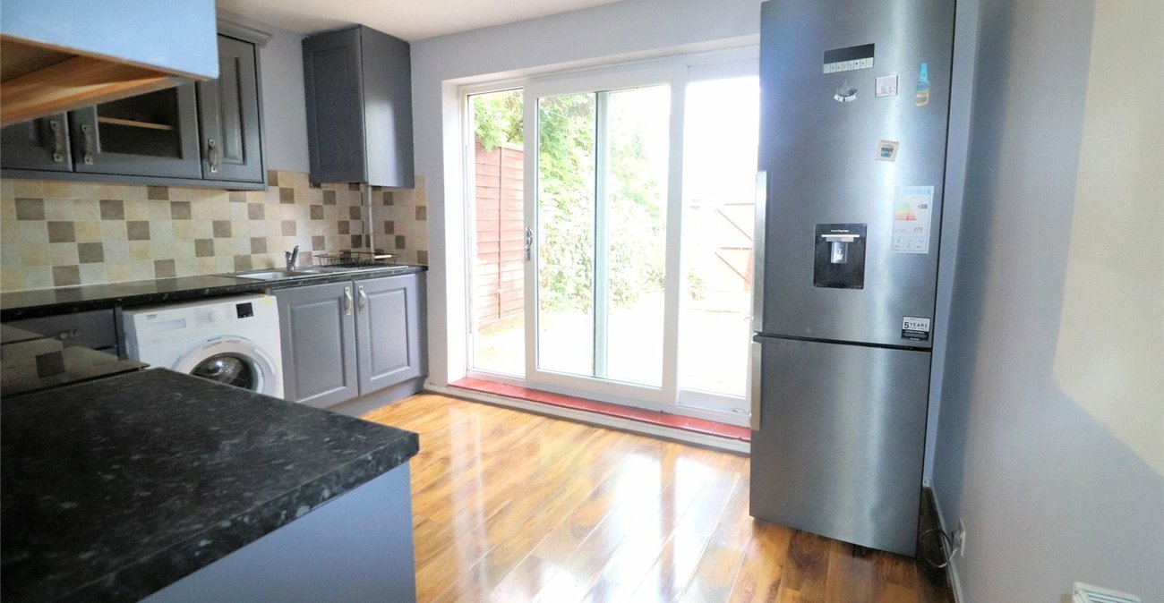 2 bedroom house for sale in Crayford | Robinson Jackson