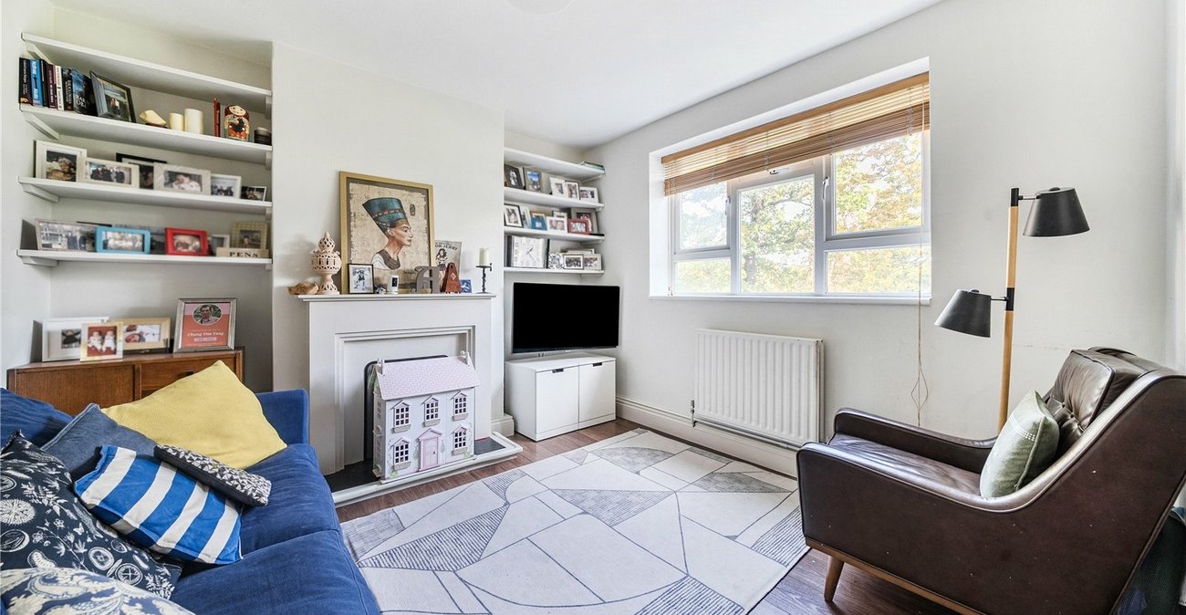 2 bedroom property for sale in  | Robinson Jackson