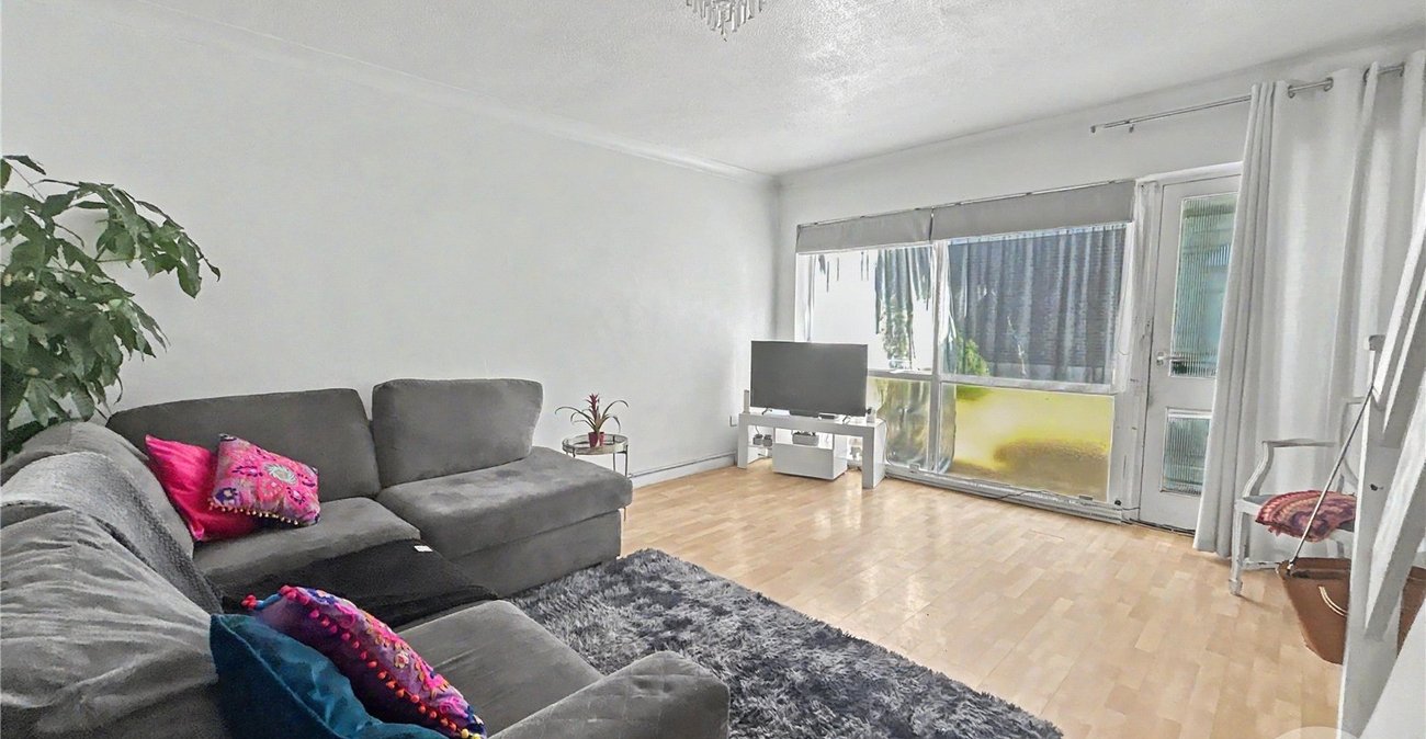 3 bedroom house for sale in Sidcup | Robinson Jackson
